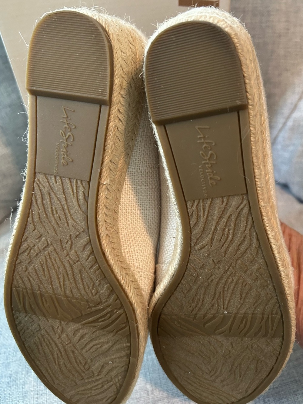 Life Stride Cream Espadrille Slip-On Flats - Picture 4 of 6